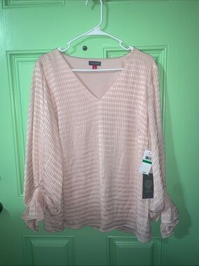 Vince Camuto NWT Pink Shirt - Women’s size Large